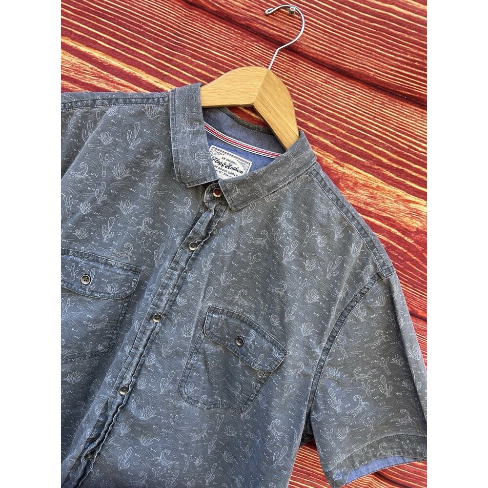 Flag & Anthem Mens XL Short Sleeve Gray Camp Polo Shirt Cacti Scorpion Desert